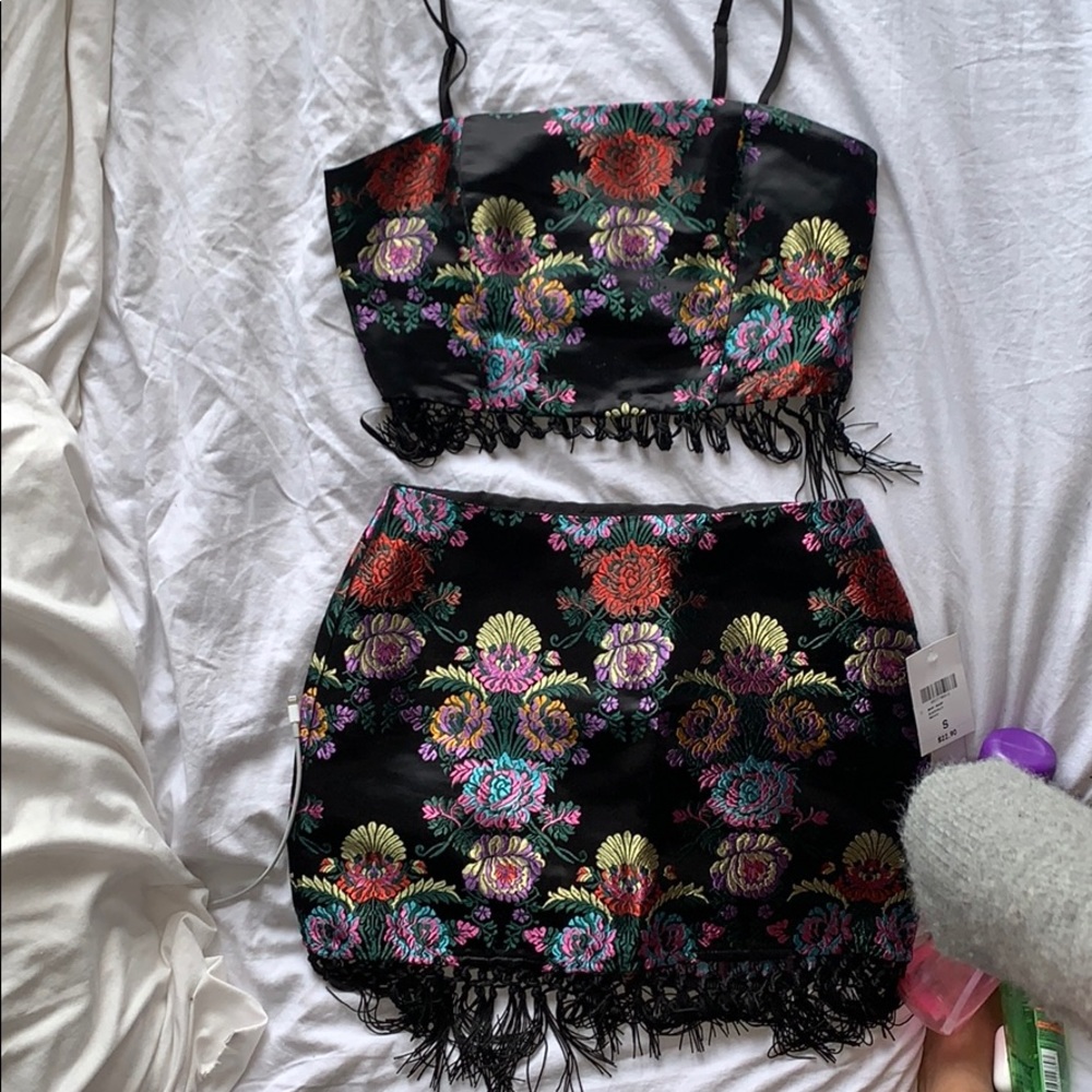 Forever 21 Black Floral Mini Skirt Set